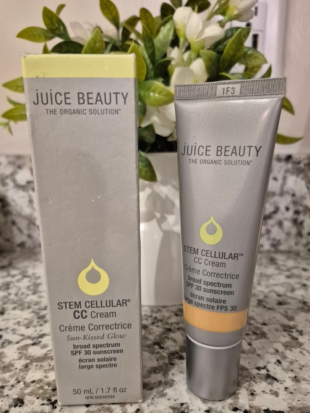 Juice Beauty Stem Cellular CC Cream in Sun KISSED Glow